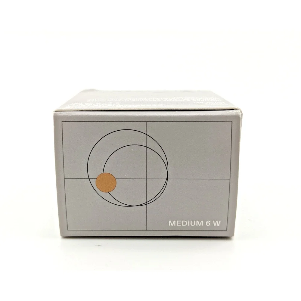 R.E.M. Beauty Sweetener Concealer w Applicator - Medium 6W - 8g/0.28 oz Boxed